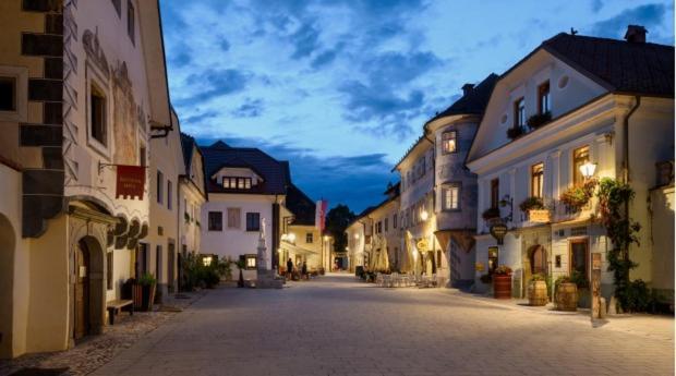 Spacious Family Home Near Bled - Modern & Cozy Radovljica Luaran gambar
